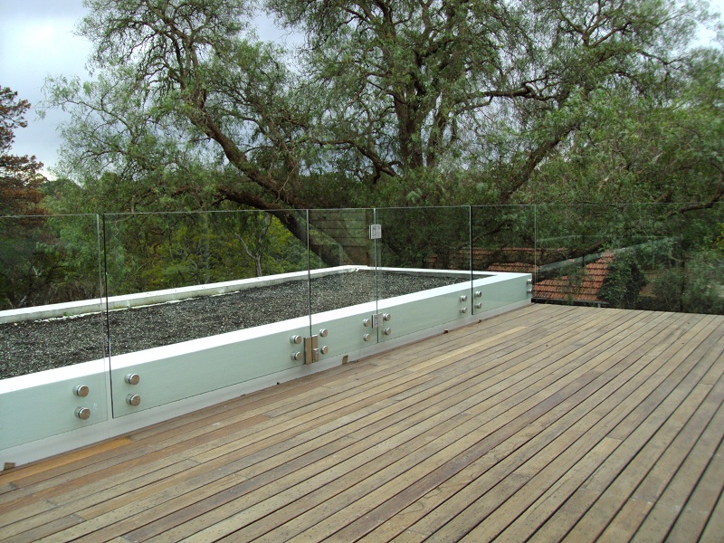 Balustrade External